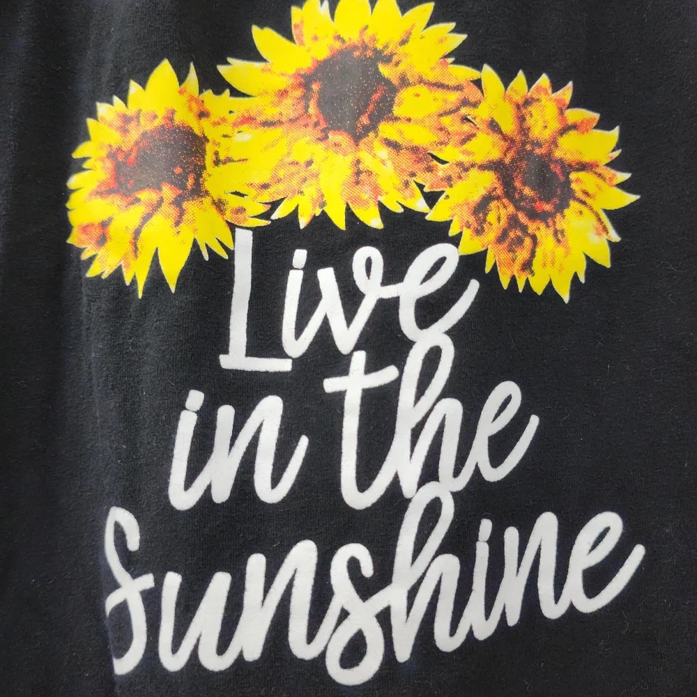 Sunflower Tank Top & Denim Shorts Set Size: 4/5